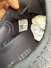 Yeezy Boost 350 V2 Onyx UK 9.5 US 10