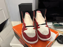 Air Jordan 1 Retro High OG 'Chicago Lost & Found' UK 9 US 10